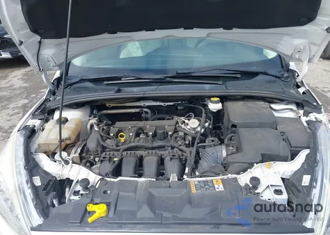 2018 Ford Focus Titanium из США, поврежденный, VIN 1FADP3J22JL314771